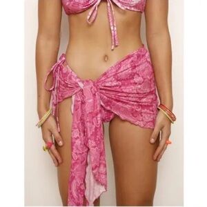 Tiger Mist paisley sarong swimsuit coverup wrap skirt adjustable tie one size